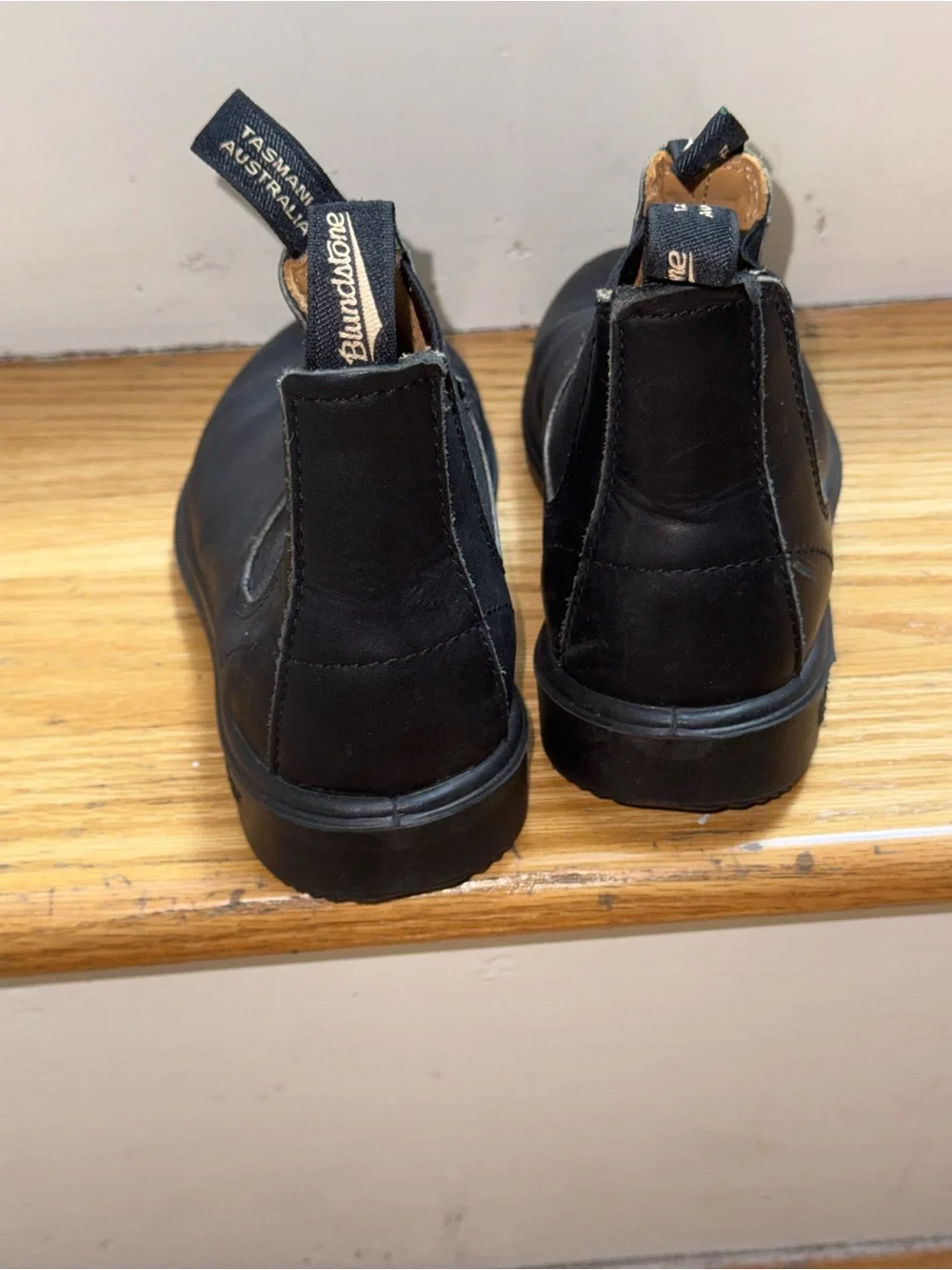 Size 1 (2-3 kids) Blundstone boots